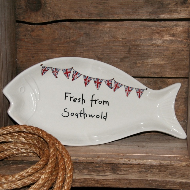 "Fresh from.." fish plate Quintessentially British