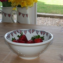 Ceramic colander