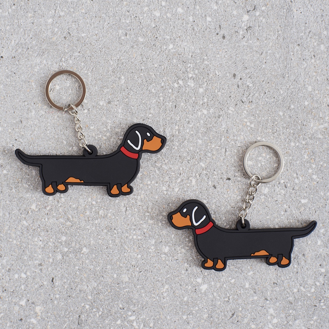 Sausage Dog Keyring / Keychain Black and Tan Dachshund -  UK