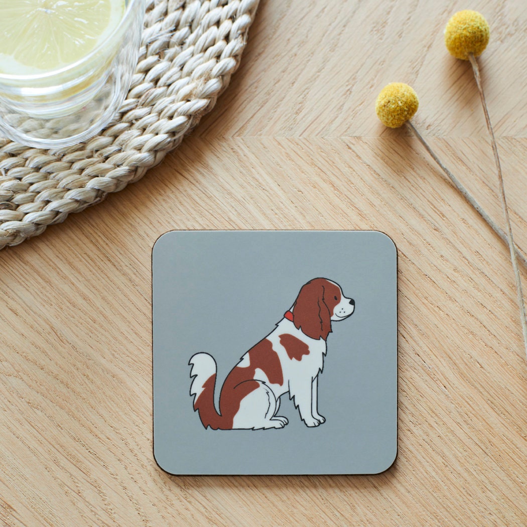 Close-up of Cavalier King Charles Spaniel coaster — sustainably sourced eucalyptus wood with cork backing, heat-resistant and easy to wipe clean